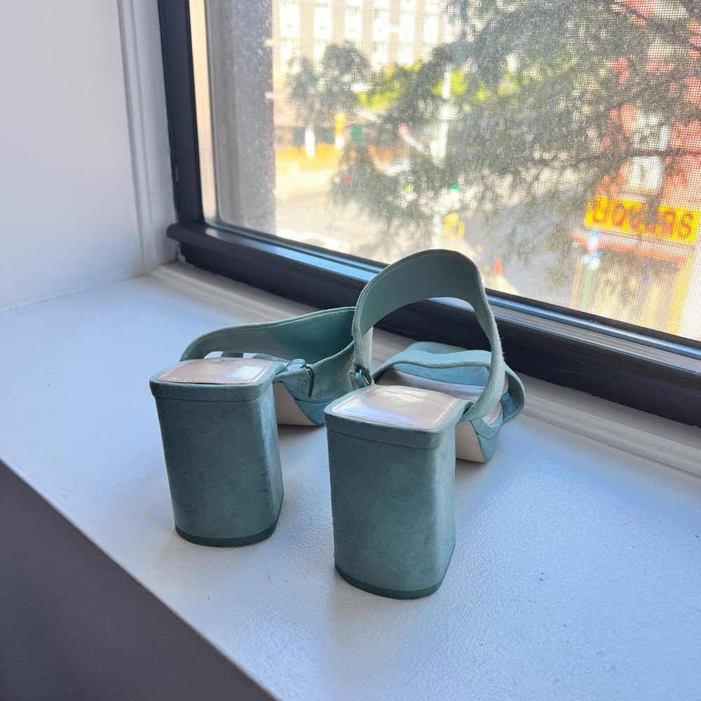 Turquoise Platform Heels - Picture 2 of 3